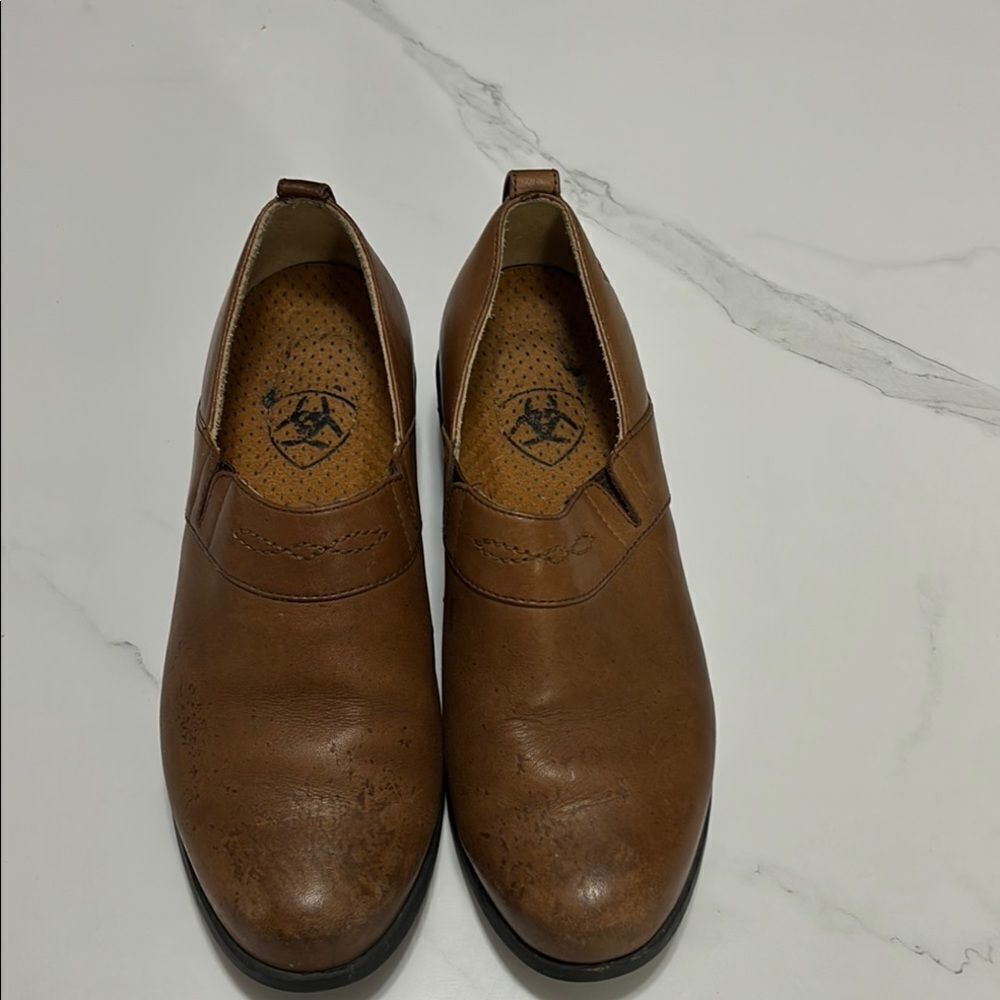 Ariat shoes